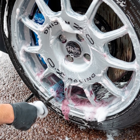 ValetPro Twisted Long Reach Wheel Brush